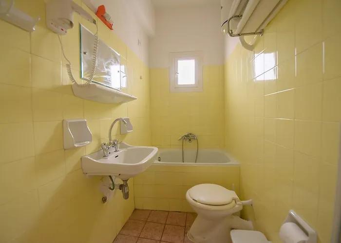 Hotel Olympic Torch 3*